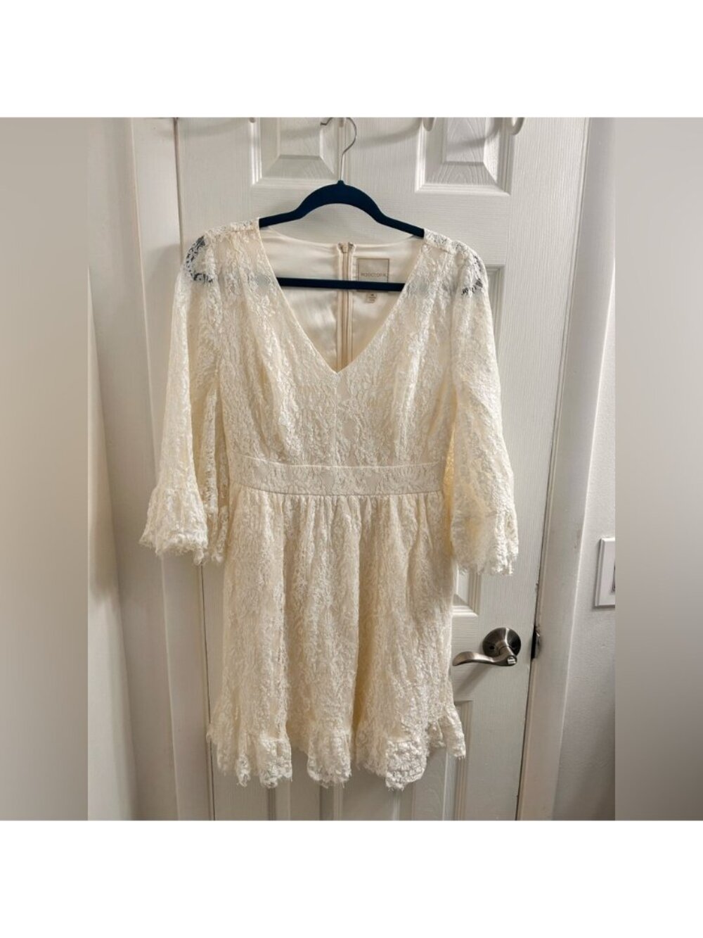 Modcloth Cream Lace Long Sleeve Dress